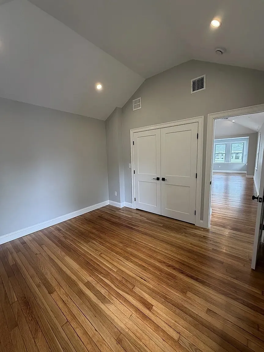 2 bed, 1.0 bath, 1150 sqft, $3,100 — Photo 3
