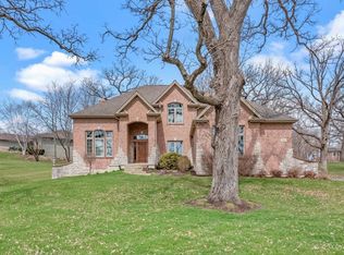 2601 Rolling Oaks Rd, Spring Grove, IL 60081