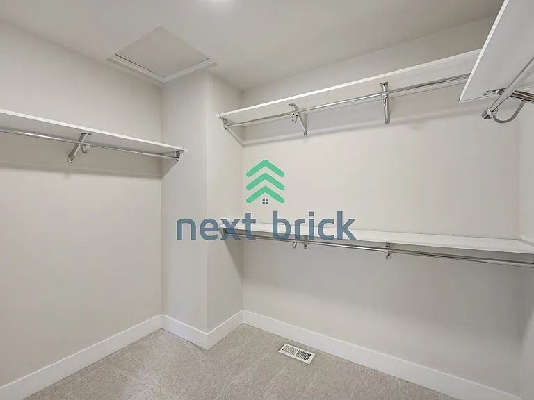 938 223rd St SE — Photo 17