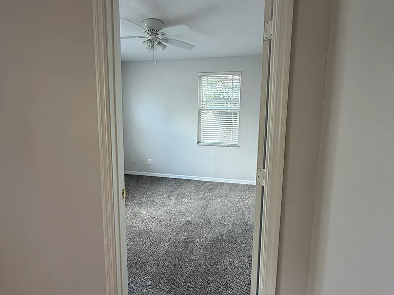 2403 W Platt St #C — Photo 19