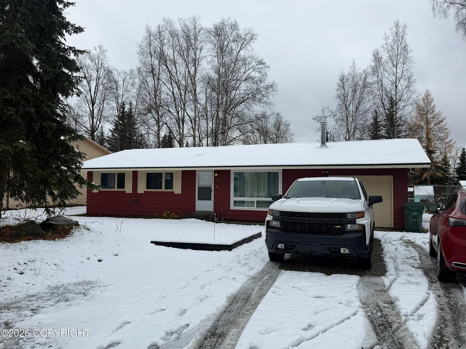 3 bed, 1.0 bath, 1092 sqft, $2,400 — Photo 1