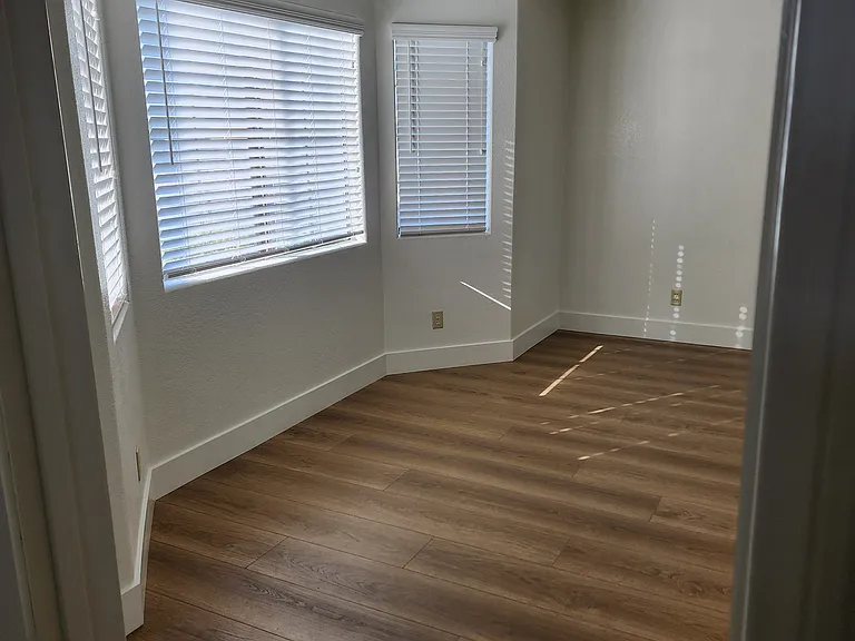 121 Kellog Ave — Photo 28