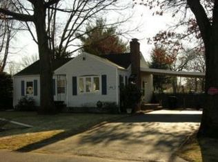 11 Mary Louise St, Springfield, MA 01119