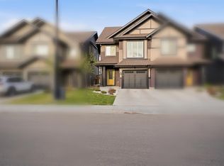 2284 Chokecherry Close SW, Edmonton, AB T6X2M6