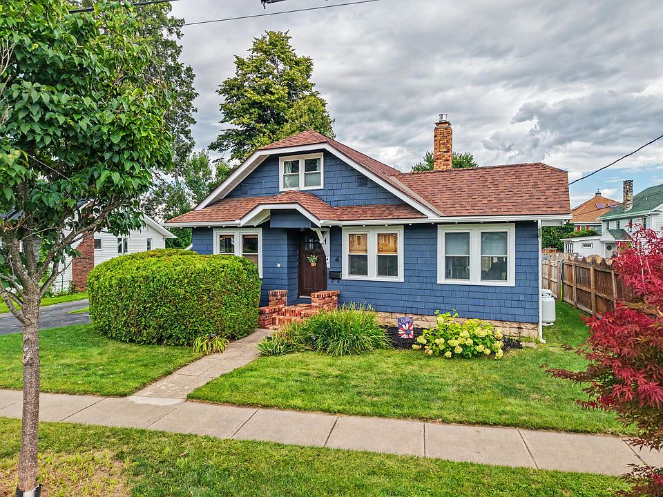 1st image of 4 Oliver Ct