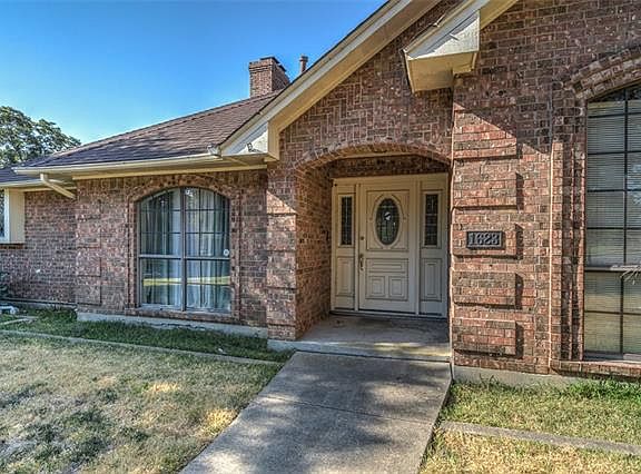 2nd image of 1623 S Greenstone Ln