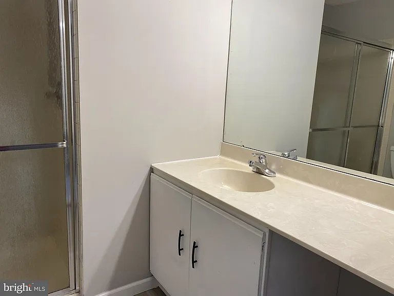 11017 Bennett Pl — Photo 16
