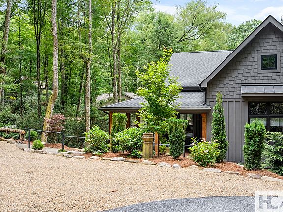 4th image of 149 Woodland Hill Drive