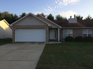 1467 Owl Creek Ln, Swansea, IL