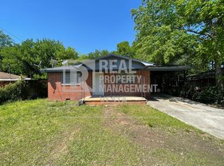1367 Williamson Rd, Macon, GA 31206