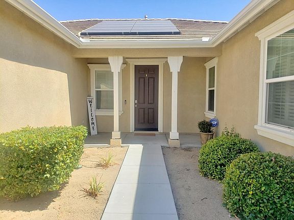 5th image of 31800 Fallbrook Cir