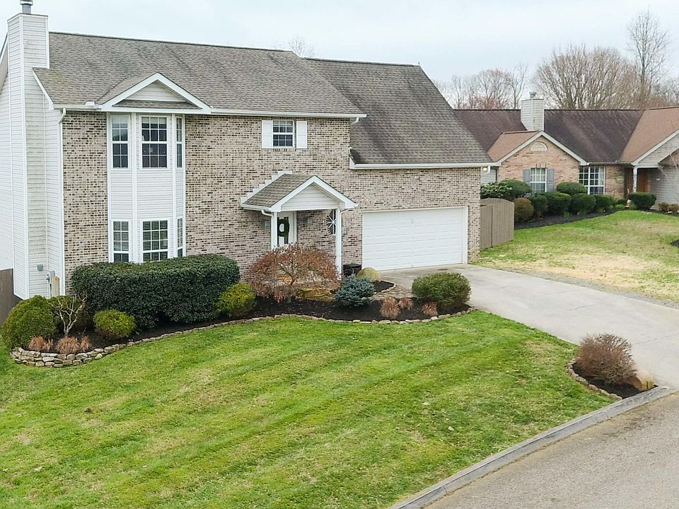 1st image of 516 Bushwood Dr