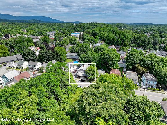 3rd image of 83 Livingston Street