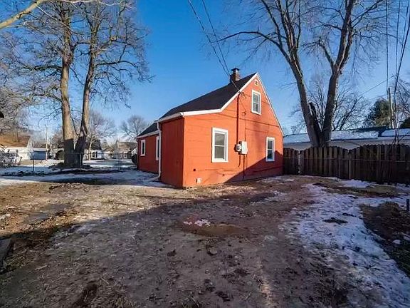 Backyard - fenced in with shed