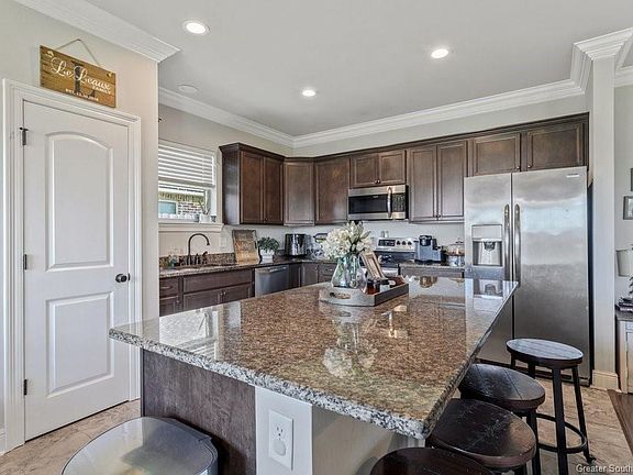5th image of 2107 Orleans Run Dr