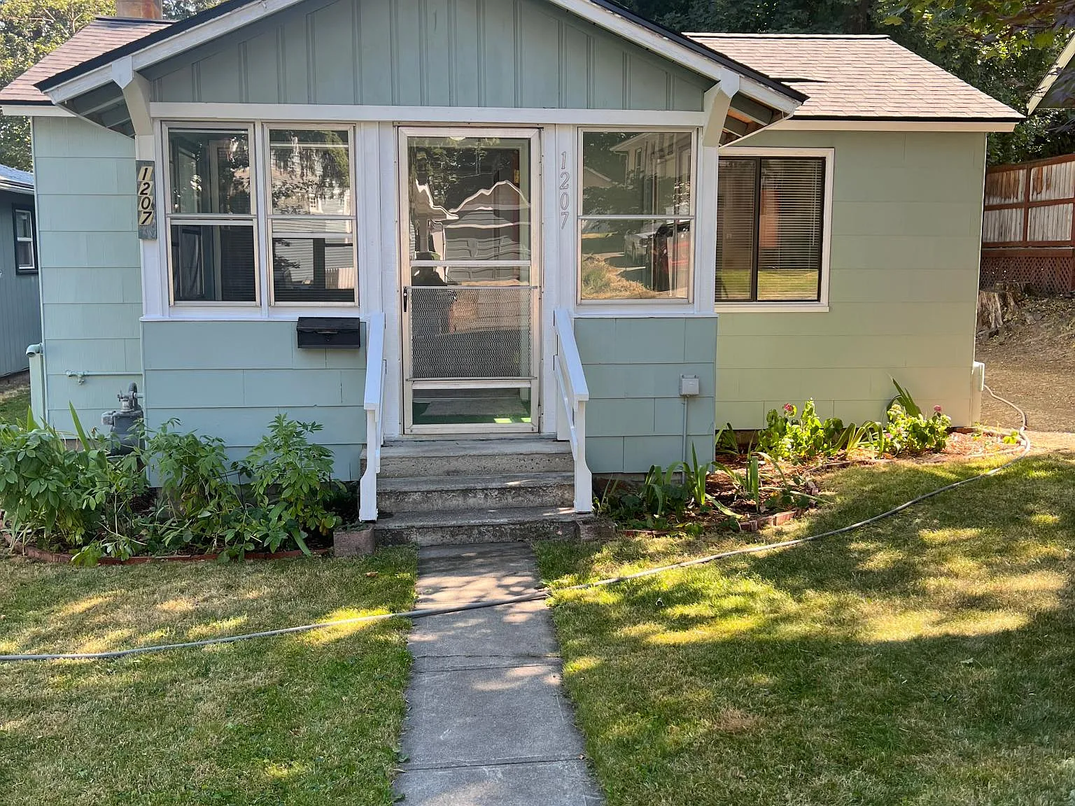 1 bed, 775 sqft, $1,300 — Photo 1
