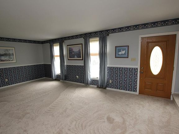 2nd image of 103 Clearbrooke Blvd