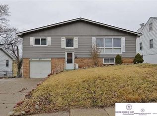 4916 Ruggles St, Omaha, NE 68104