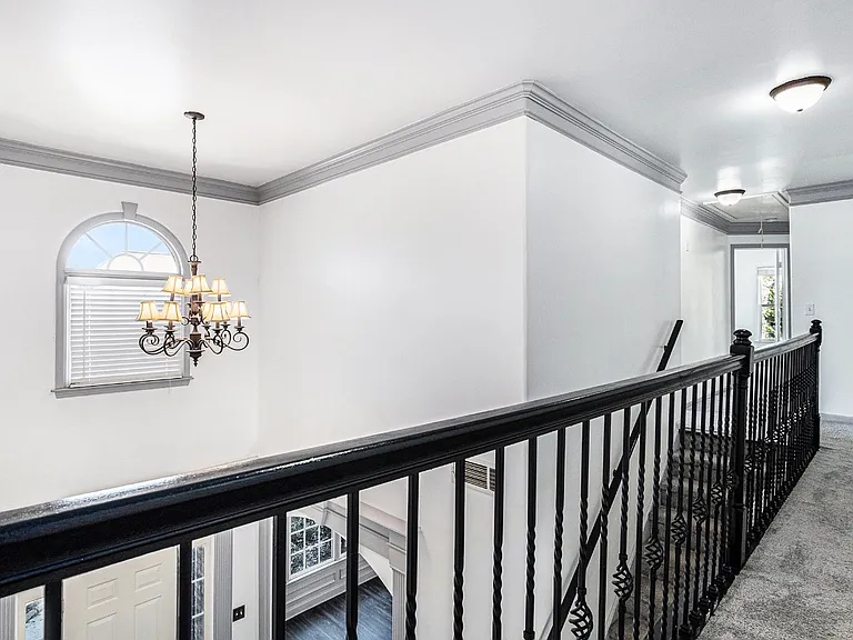1638 Great Shoals Cir SW — Photo 4