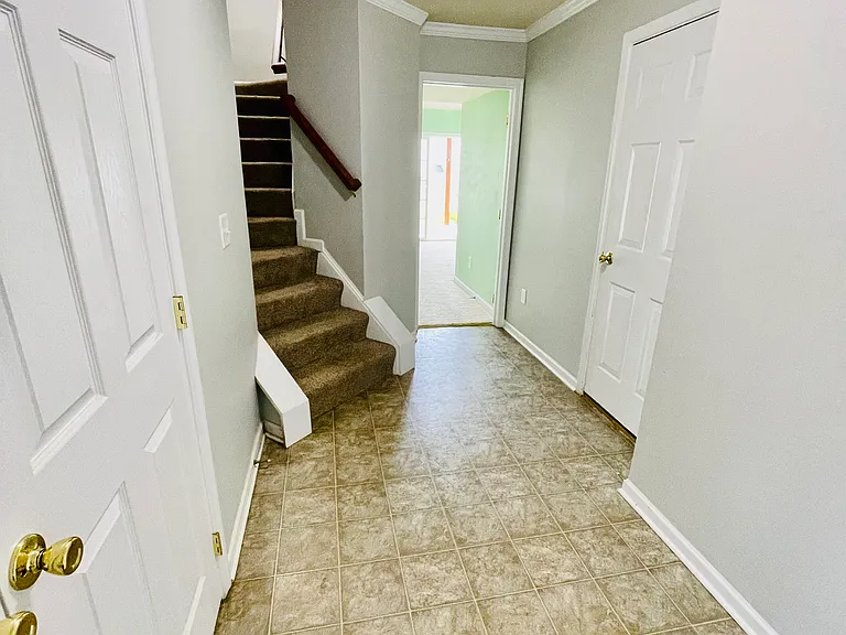 5 Robin Ln — Photo 5