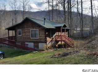 1044 Bee Tree Rd, Swannanoa, NC 28778