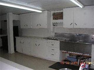 4th image of 3931 Genessee St