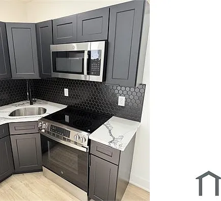 5626 Nelson St #B — Photo 6