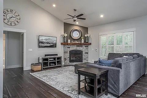 5th image of 5776 Little Ln