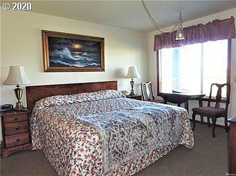 2nd image of 210 26th St #115/6