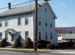 518 E Main St, Hegins, PA 17938