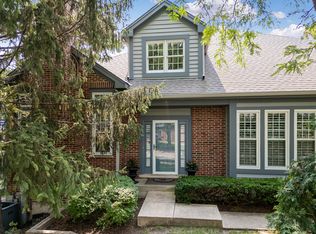 122 Northgate Pl, Burr Ridge, IL 60527