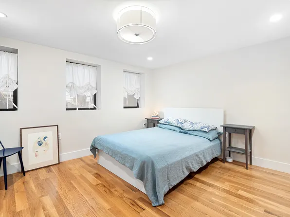 297 Quincy Street image 6 of 10