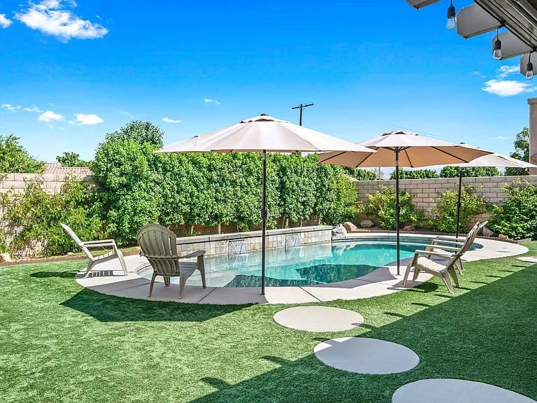 Artificial Turf around Pool