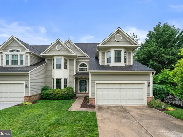 4 Hay Pasture Ct, Catonsville, MD 21228