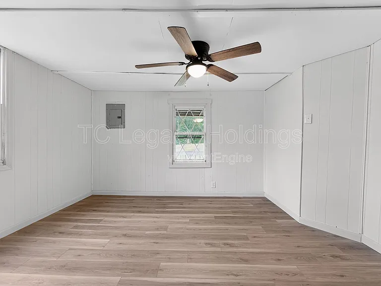 44 Holbert Ave — Photo 30