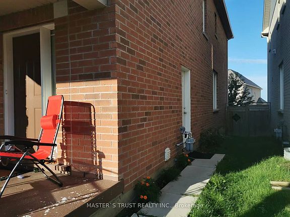 3rd image of 16 Lady Gwillim Ave #Basement