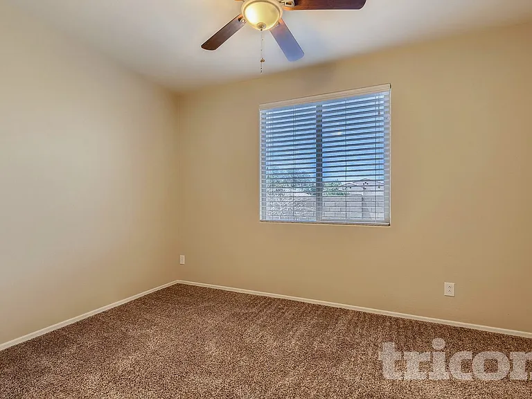 16833 W Moreland St — Photo 8