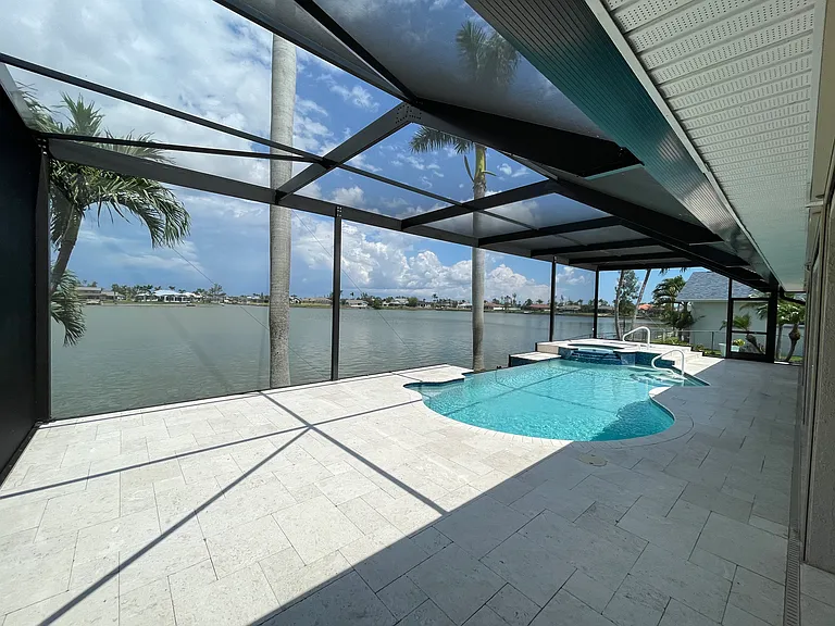2543 SW 15th Ave — Photo 20