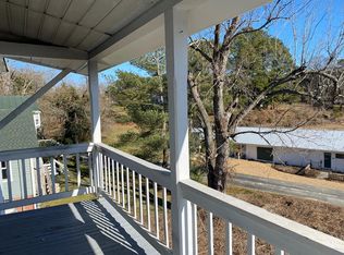 245 Steamboat Rd, Irvington, VA 22480