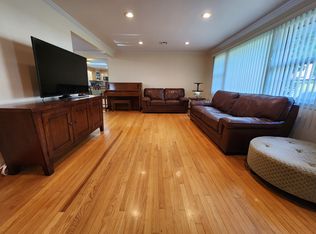 19 Ruth Ln, Demarest, NJ 07627