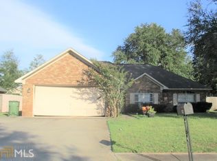 153 Wayfair Ln, Hinesville, GA 31313