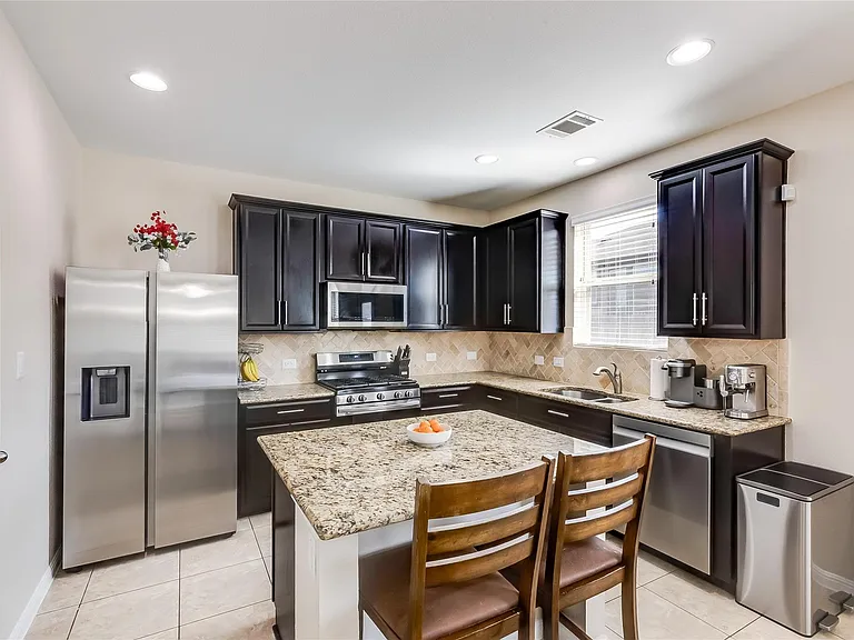 5745 Porano Cir — Photo 10