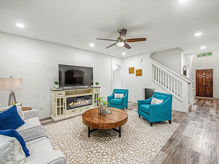 24423 Hikers Bend Dr — Photo 11