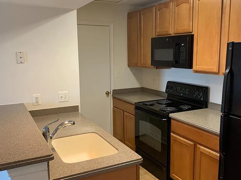 12161 Penderview Ter #938 — Photo 9