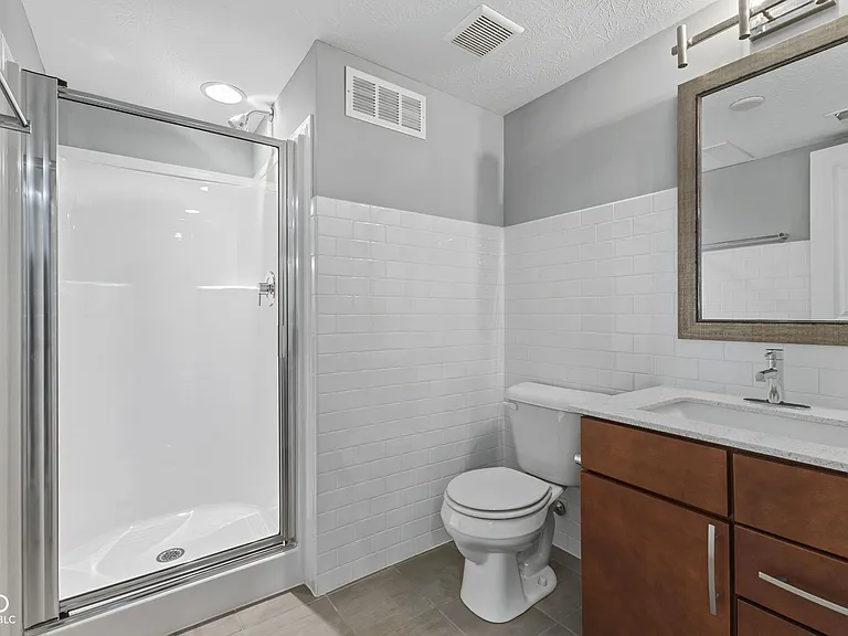 13093 Grand Vue Dr — Photo 17