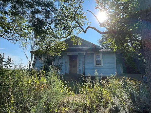 2389 N Millborne Rd, Orrville, OH 44667