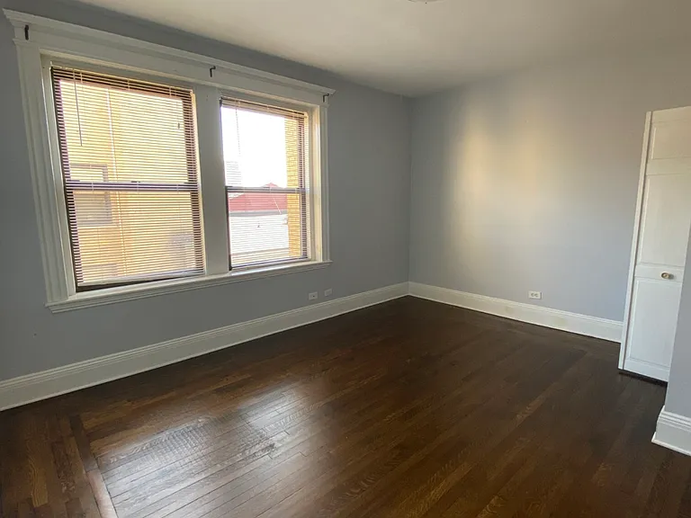 466 Commonwealth Ave — Photo 2