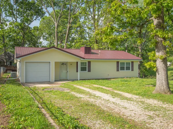 132 Robinhood Drive, Cassville, MO 65625