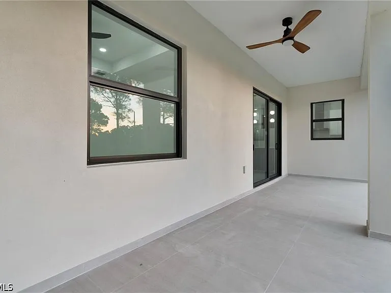 1601 Clark Ave — Photo 27