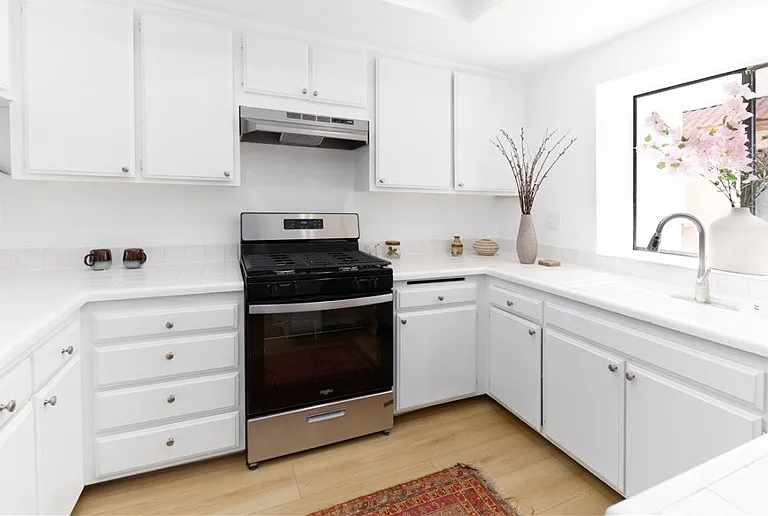 4365 McLaughlin Ave #4 — Photo 4